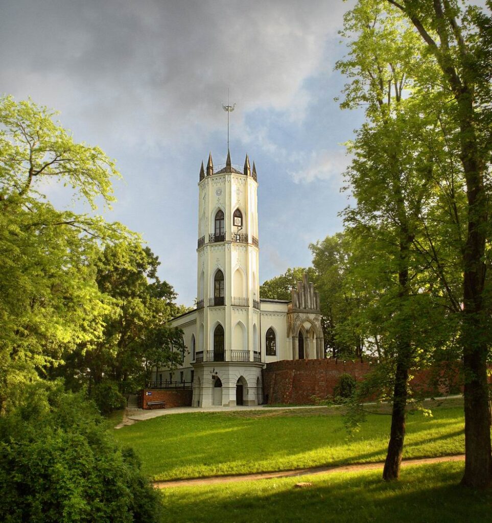 Opinogóra - muzeum romantyzmu.